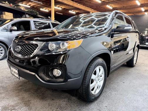 2011 Kia Sorento LX