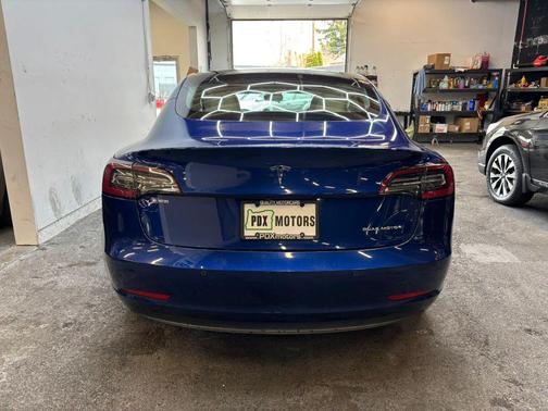 Deep Blue Metallic 2020 Tesla Model 3 Long Range