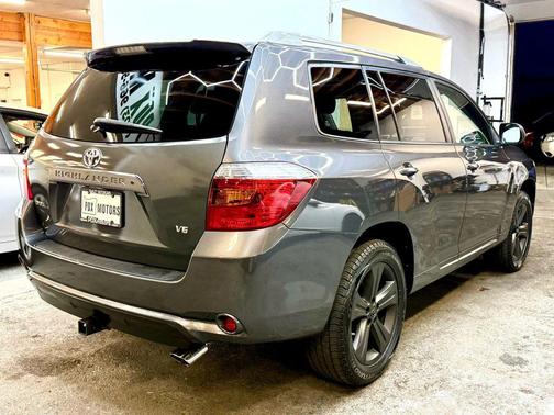 2008 Toyota Highlander Sport