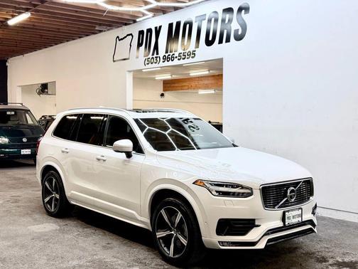 2019 Volvo XC90 T5 R-Design