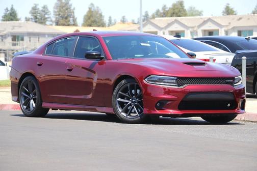 Photo 2 of 20 of 2019 Dodge Charger GT