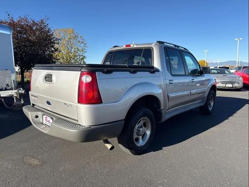 2002 Ford Explorer Sport Trac Base