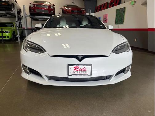 2020 Tesla Model S Performance