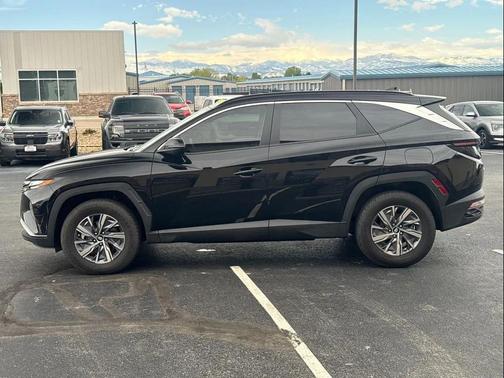 Phantom Black 2023 Hyundai TUCSON Hybrid Blue