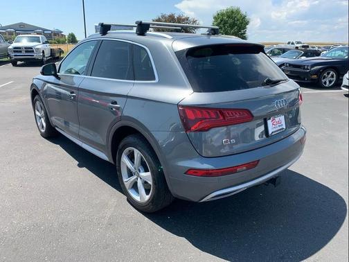 2020 Audi Q5 45 Premium Plus