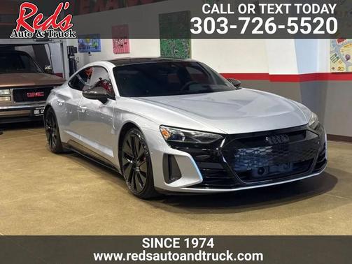 Florett Silver Metallic 2022 Audi RS e-tron GT quattro