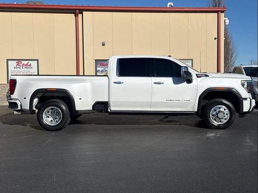 2024 GMC Sierra 3500 Denali