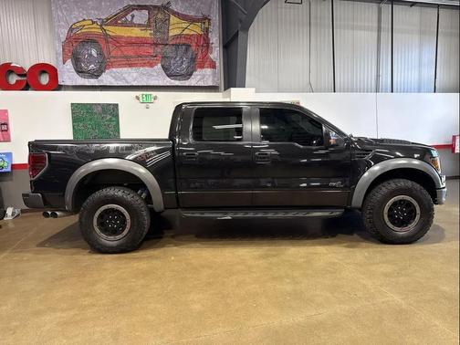 Tuxedo Black Metallic 2014 Ford F-150 SVT Raptor