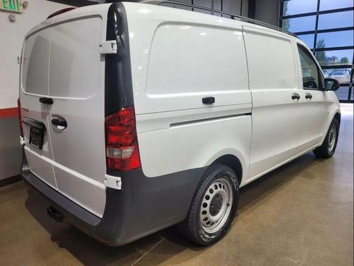 Arctic White 2022 Mercedes-Benz Metris Base