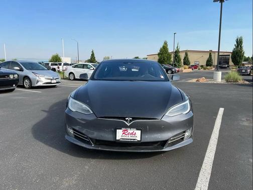2016 Tesla Model S P90D