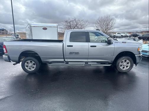 2023 RAM 2500 Big Horn Crew Cab 4x4 8' Box