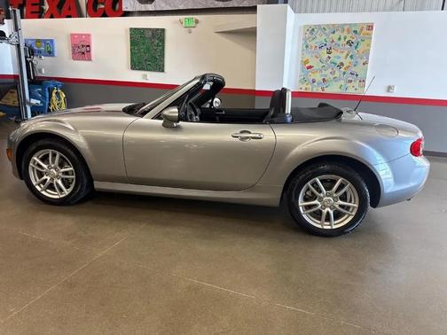 2009 Mazda MX-5 Miata Sport