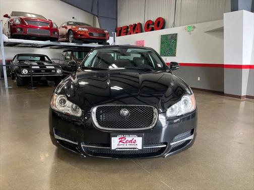 2011 Jaguar XF Base