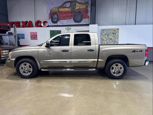 2006 Dodge Dakota Laramie Quad Cab
