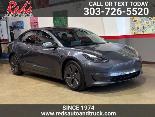Midnight Silver Metallic 2023 Tesla Model 3 Standard Range