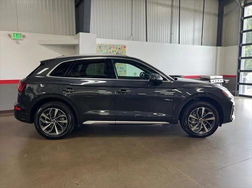 2021 Audi Q5 45 Prestige