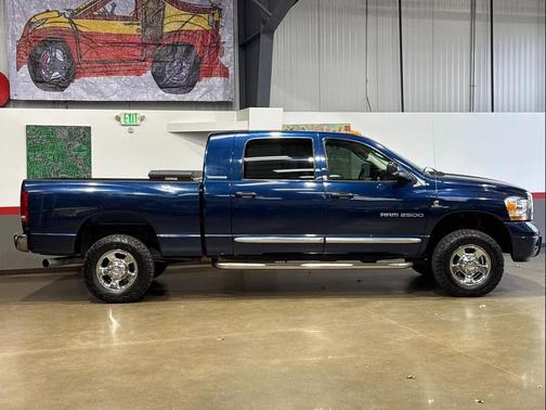 Blue 2006 Dodge Ram 2500 Laramie