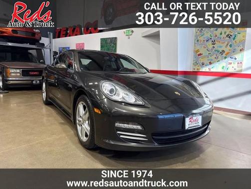 2013 Porsche Panamera 4S