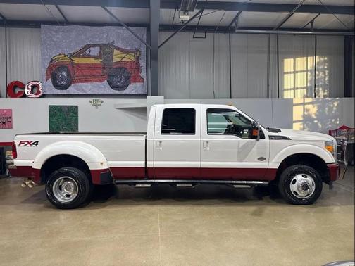 2014 Ford F-350 Lariat