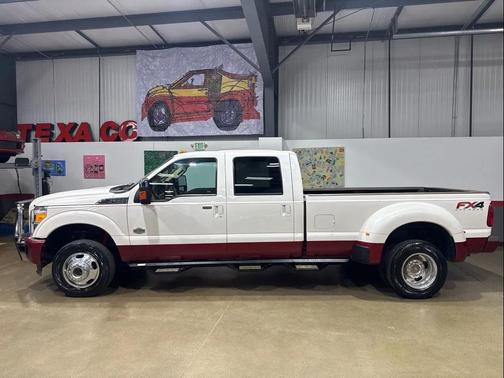 2014 Ford F-350 Lariat