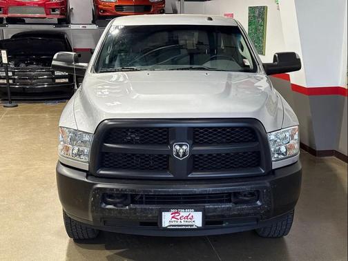 2018 RAM 2500 Tradesman Crew Cab 4x4 8' Box