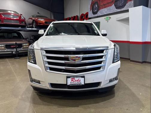2015 Cadillac Escalade Luxury
