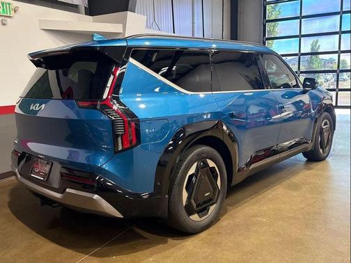 Ocean Blue 2024 Kia EV9 Land