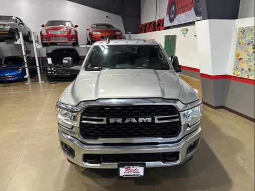 2023 RAM 2500 Big Horn Crew Cab 4x4 8' Box