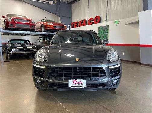 2017 Porsche Macan Base