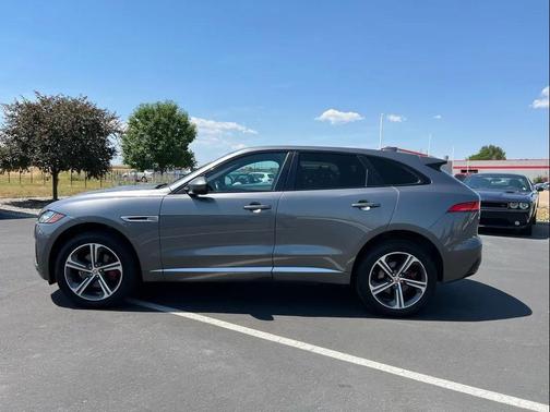 2019 Jaguar F-PACE S