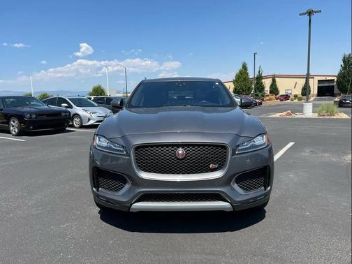 2019 Jaguar F-PACE S