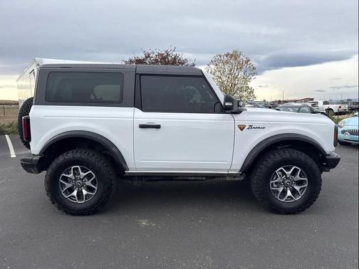 2023 Ford Bronco Badlands