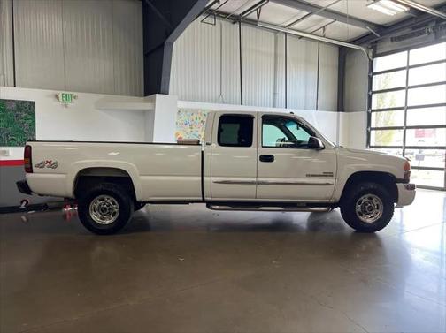 2004 GMC Sierra 2500 SLT H/D Extended Cab