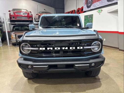 2022 Ford Bronco Outer Banks