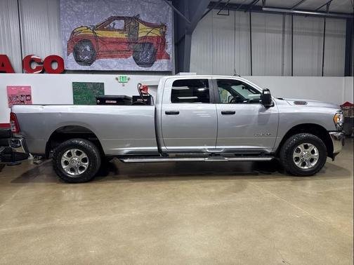 2023 RAM 2500 Big Horn Crew Cab 4x4 8' Box