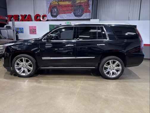 2015 Cadillac Escalade Premium