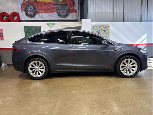 2020 Tesla Model X Long Range Dual Motor All-Wheel Drive