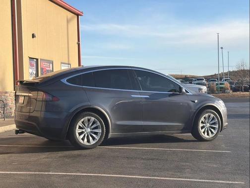 2020 Tesla Model X Long Range Dual Motor All-Wheel Drive