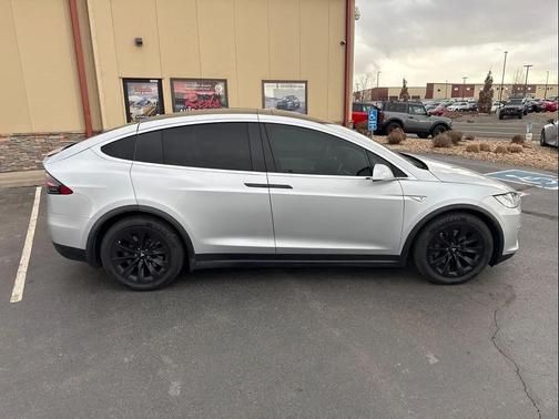 2016 Tesla Model X P90D