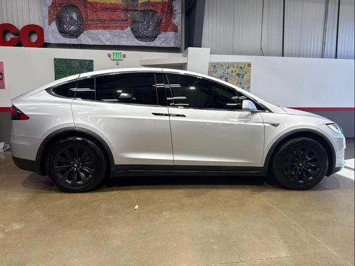 2016 Tesla Model X P90D