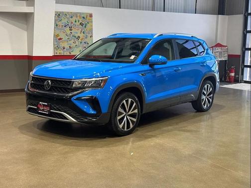 Blue 2022 Volkswagen Taos 1.5T SE