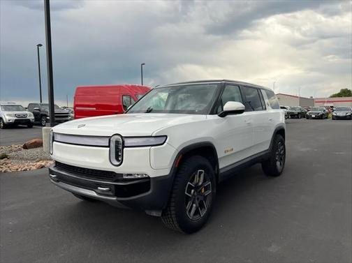 2023 Rivian R1S Adventure