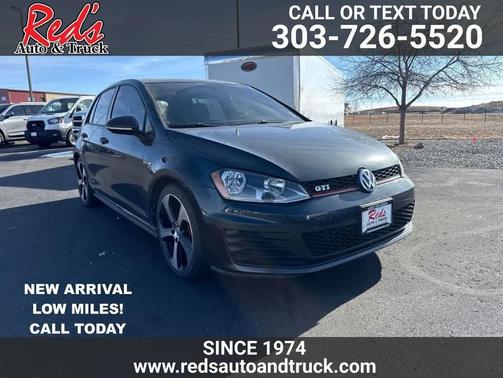 2017 Volkswagen Golf GTI 2.0T S 4-Door