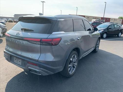 2022 INFINITI QX60 Luxe