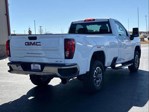 2024 GMC Sierra 2500 SLE
