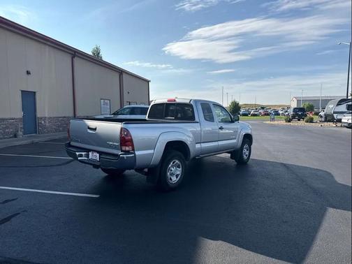 2005 Toyota Tacoma PreRunner Access Cab