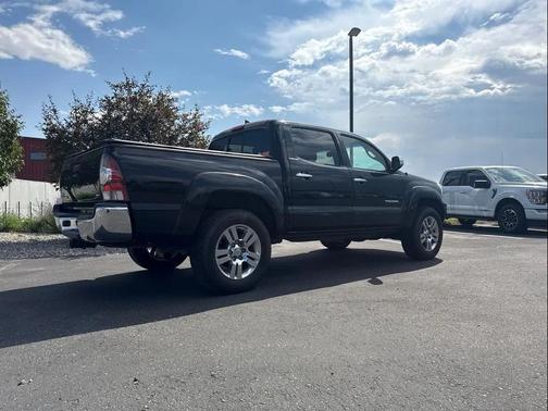 2013 Toyota Tacoma Base