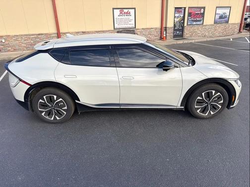 2023 Kia EV6 Wind