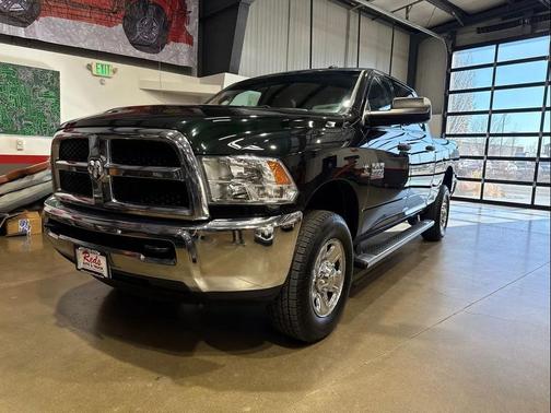 2018 RAM 3500 Tradesman Crew Cab 4x4 6'4' Box