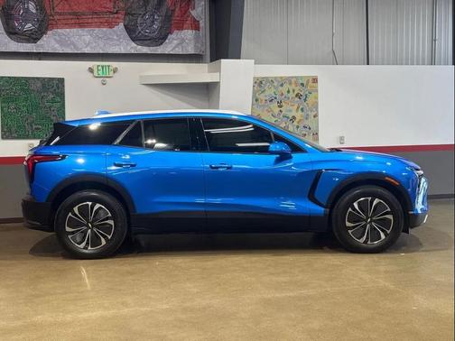 Riptide Blue Metallic 2024 Chevrolet Blazer EV eAWD LT